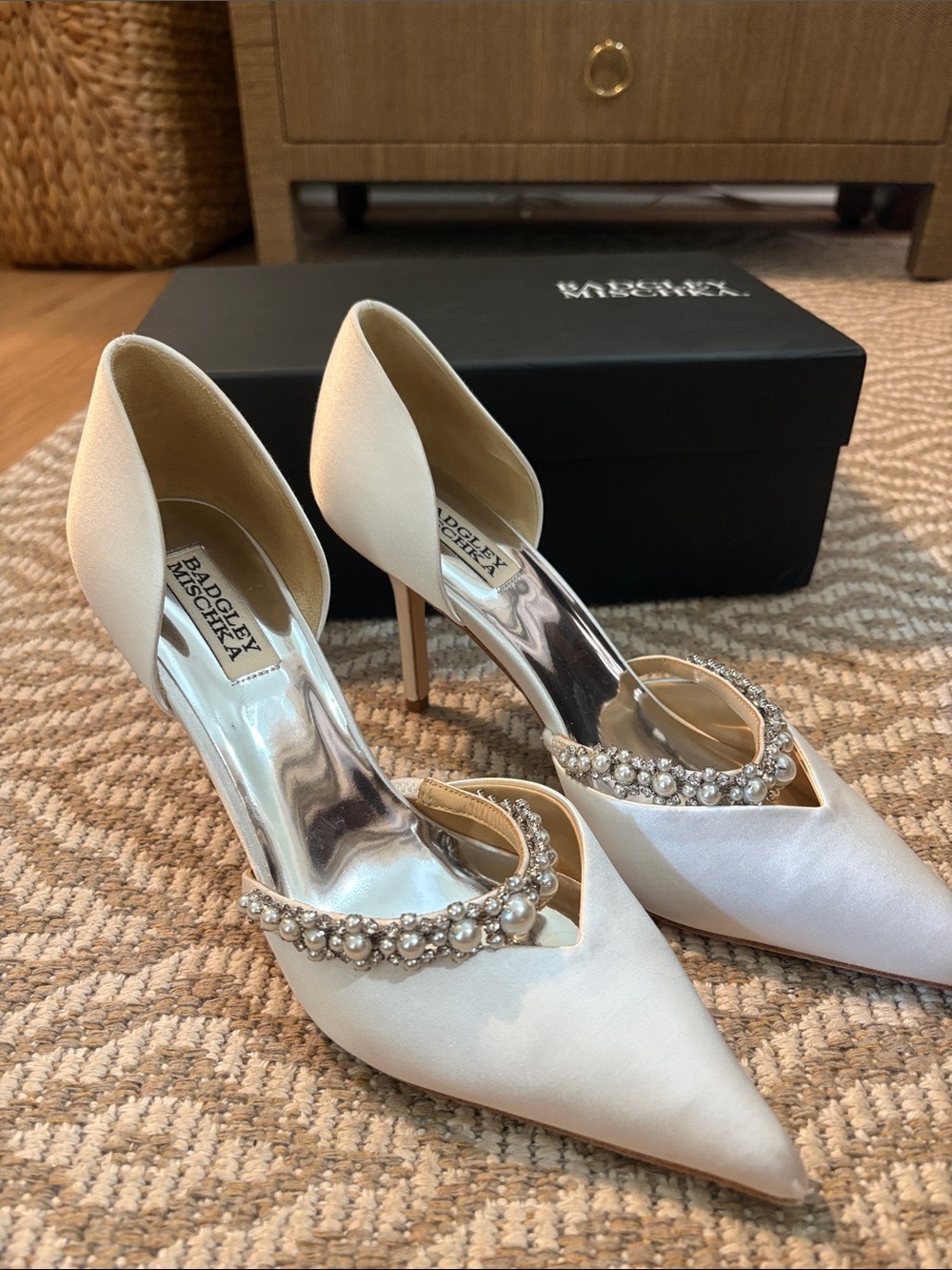 Badgley Mischka Cream Pearl & Crystal D'Orsay Pointed Toe Heels - Picture 4 of 7